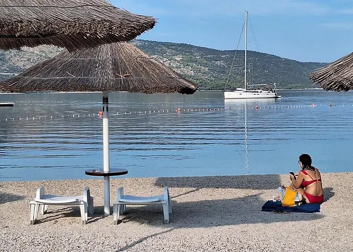 Apartmani I & J Seric