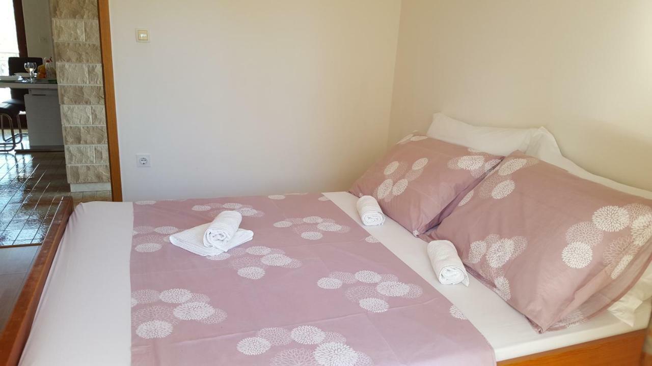 Apartamento I & J Seric *